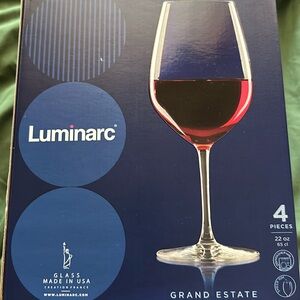 New in box! Beautiful Luminarc Grand Estate Wine 🍷 Glasses - 22 oz